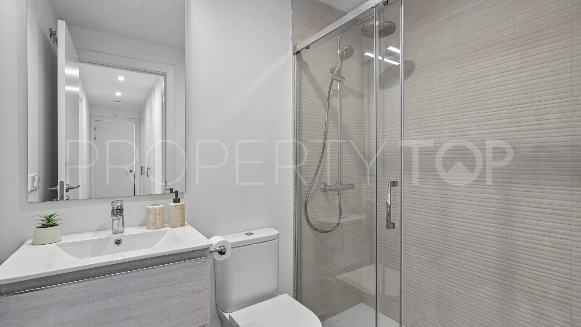 For sale penthouse in Cancelada