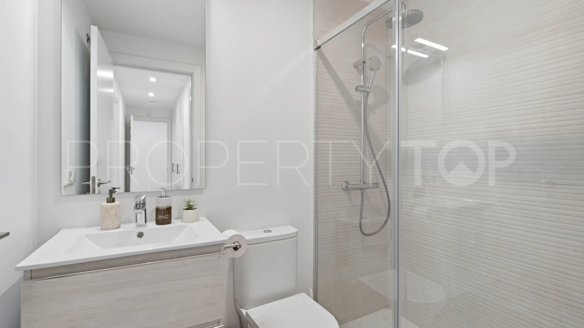For sale penthouse in Cancelada