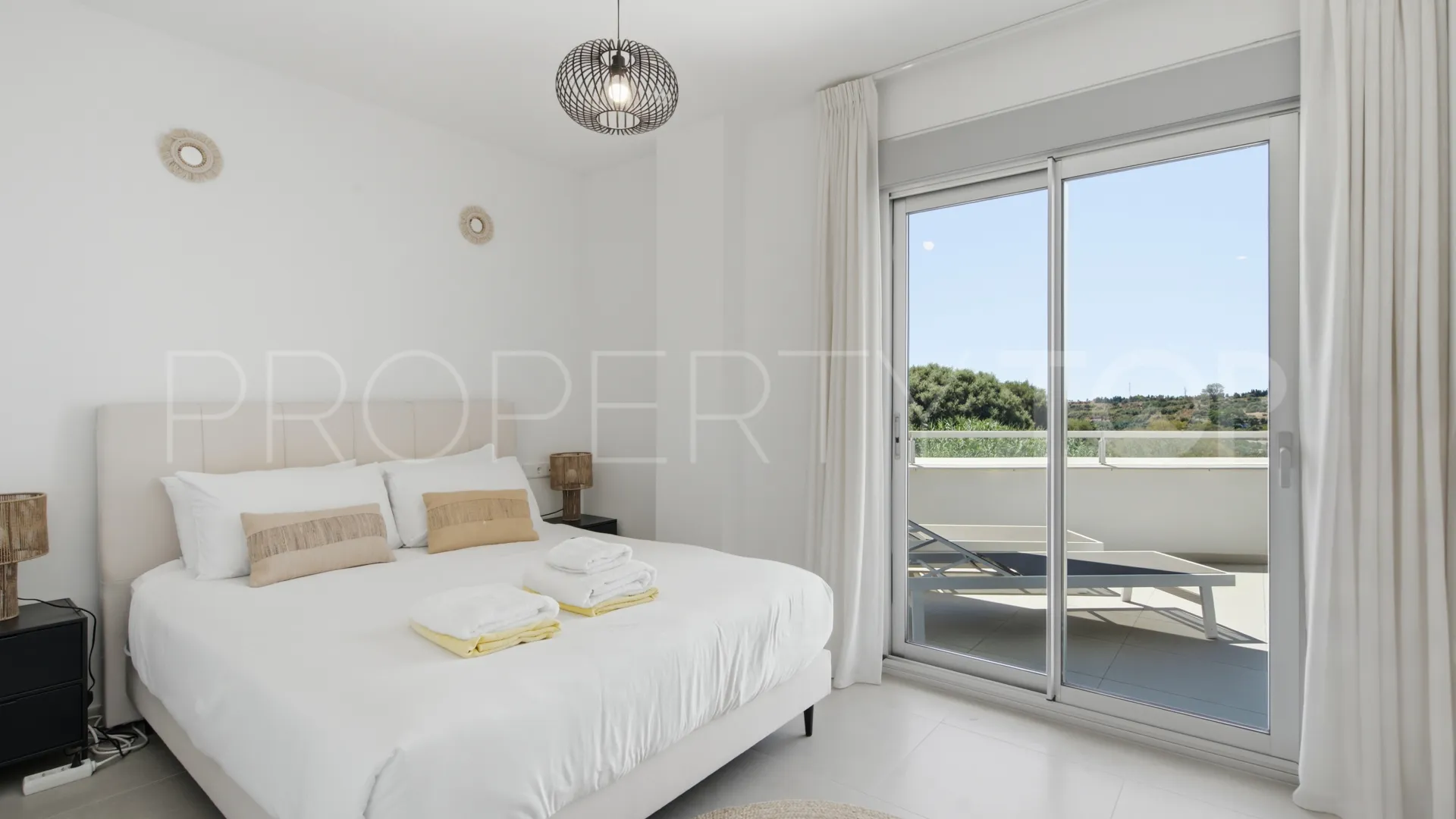 For sale penthouse in Cancelada