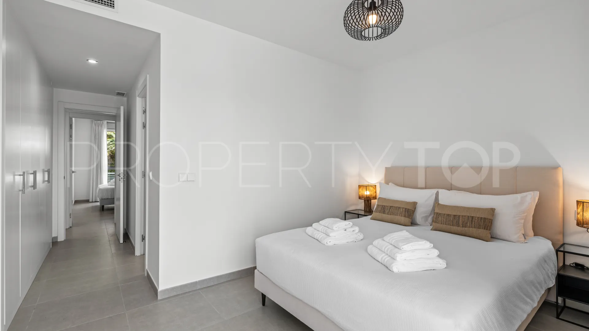 For sale penthouse in Cancelada