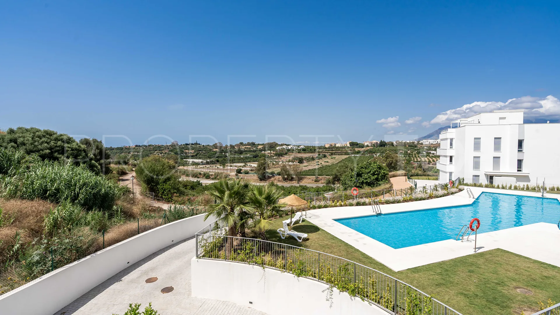 For sale penthouse in Cancelada