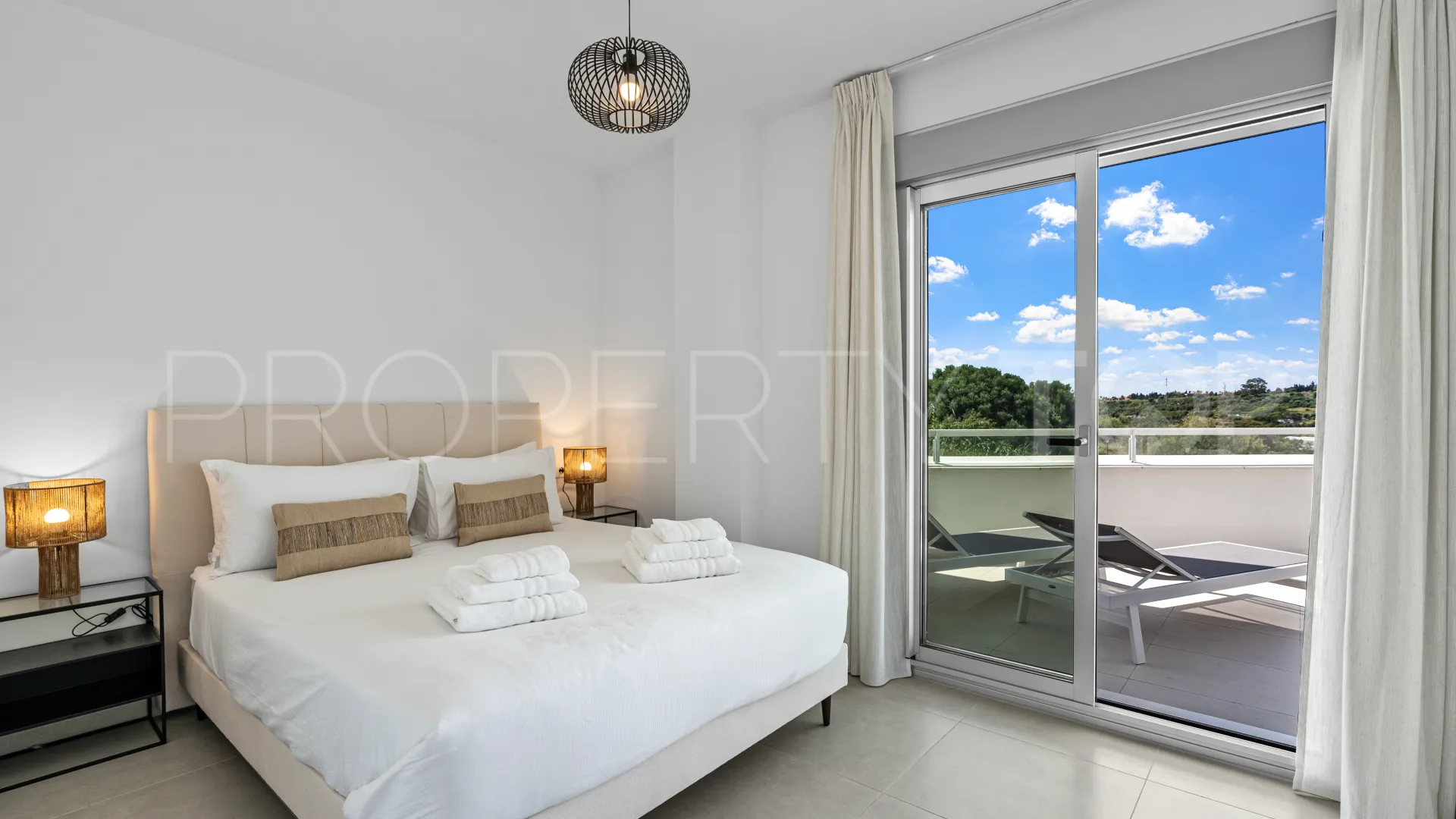 For sale penthouse in Cancelada