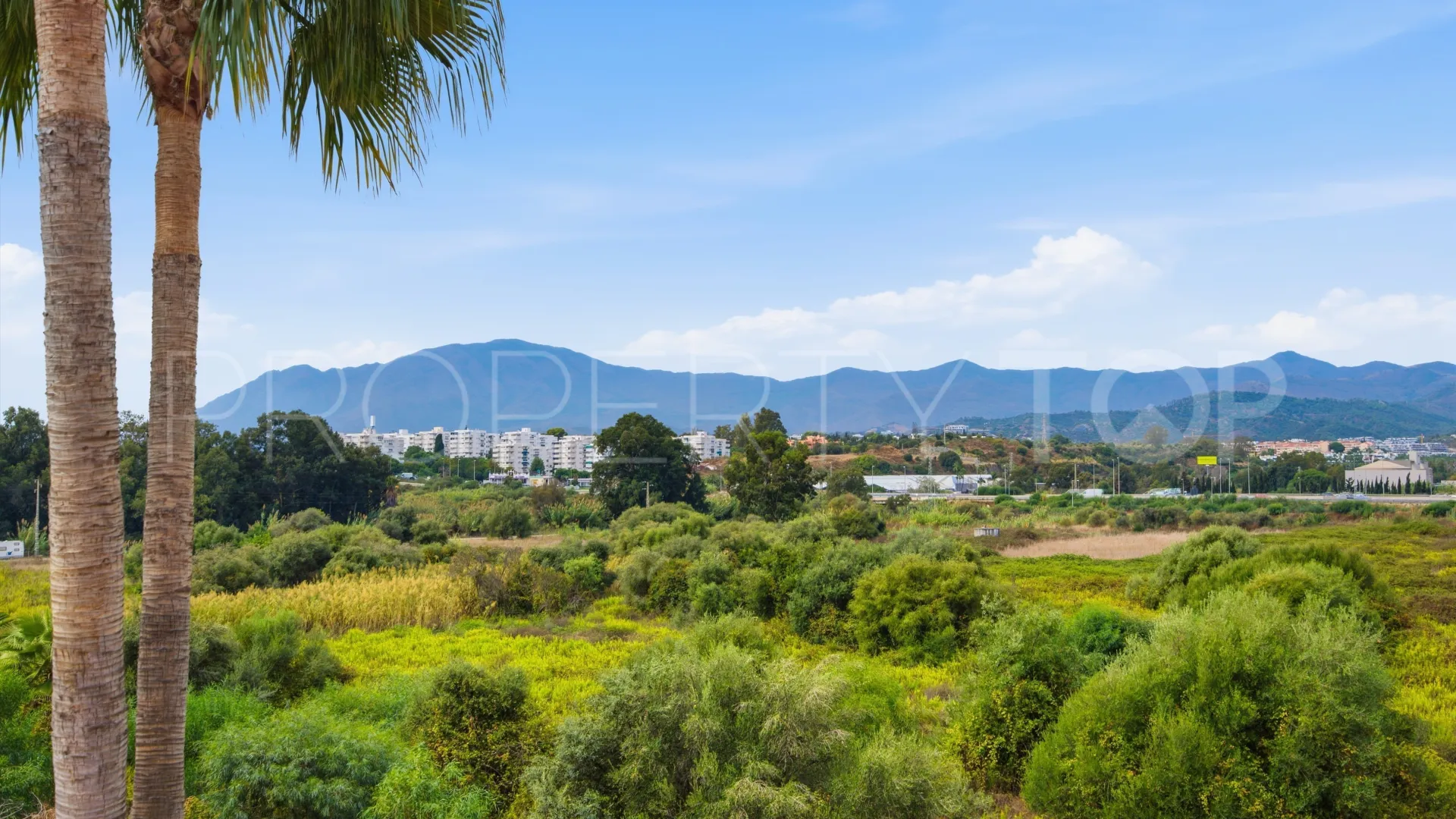 Ático de 2 dormitorios a la venta en Park Beach
