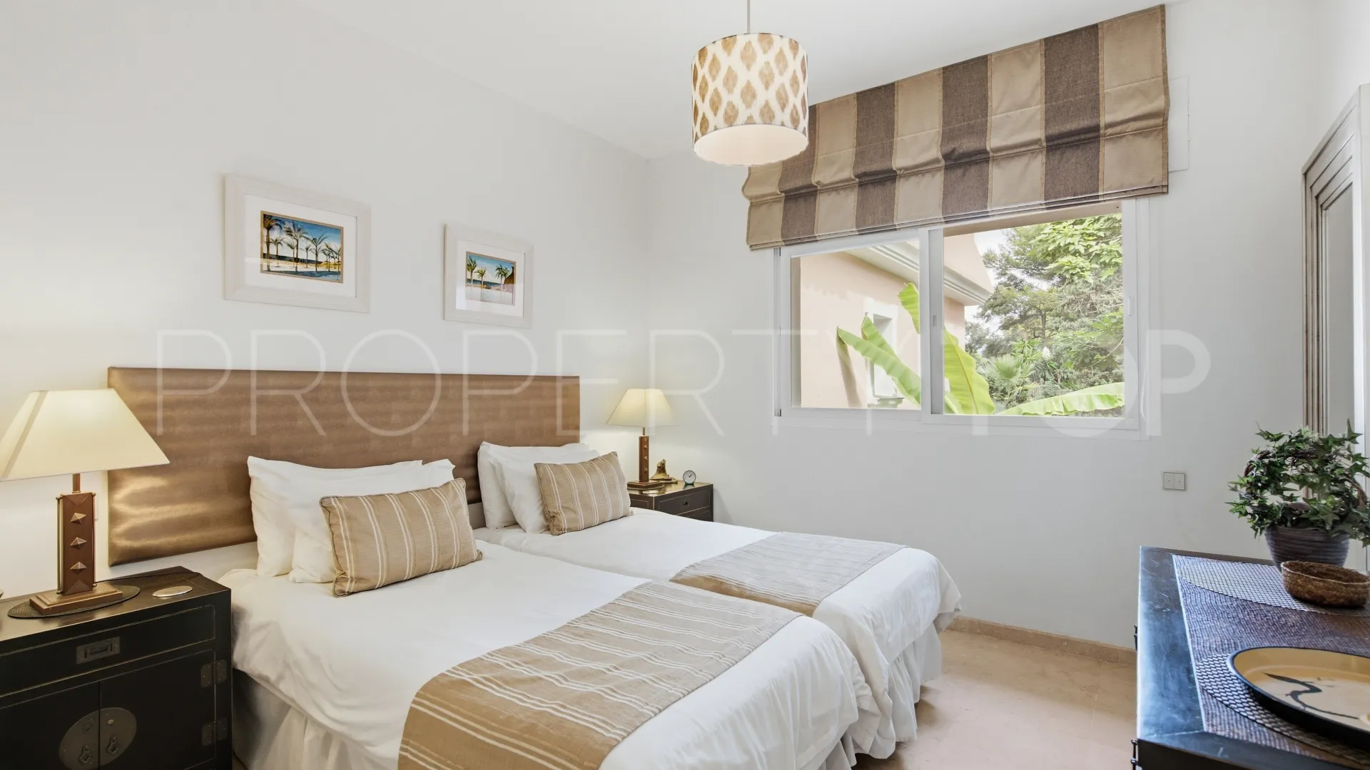 Ático de 2 dormitorios a la venta en Park Beach