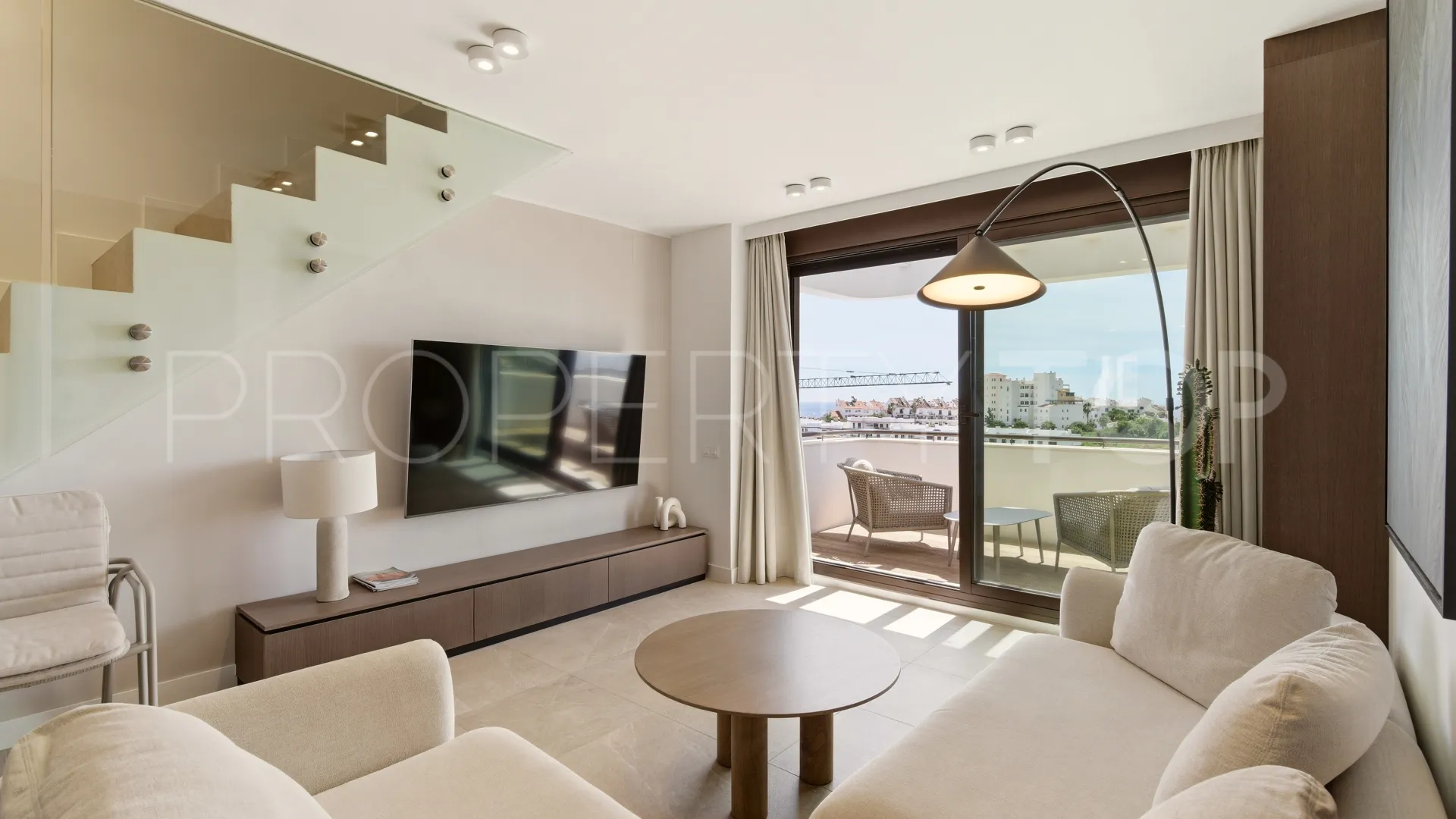 Buy penthouse in Las Mesas with 3 bedrooms