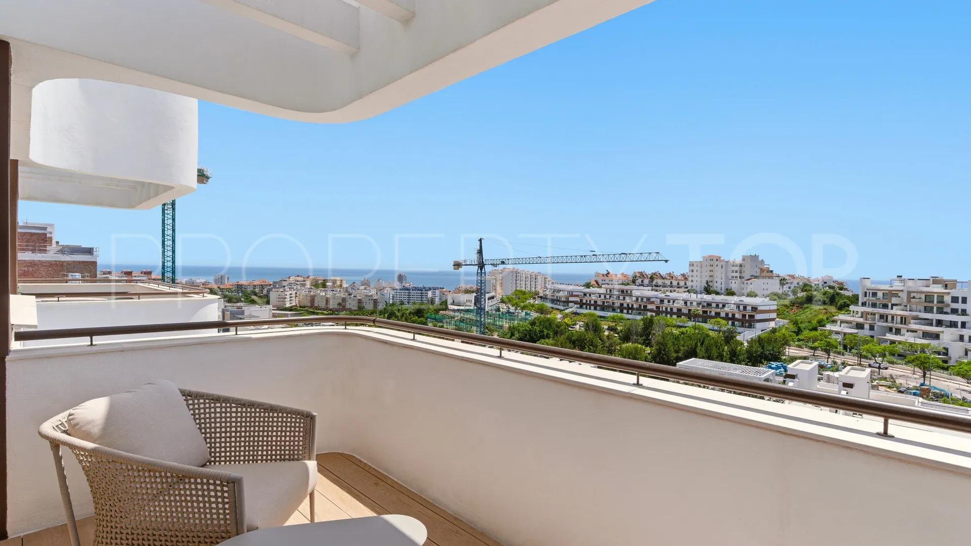 Buy penthouse in Las Mesas with 3 bedrooms