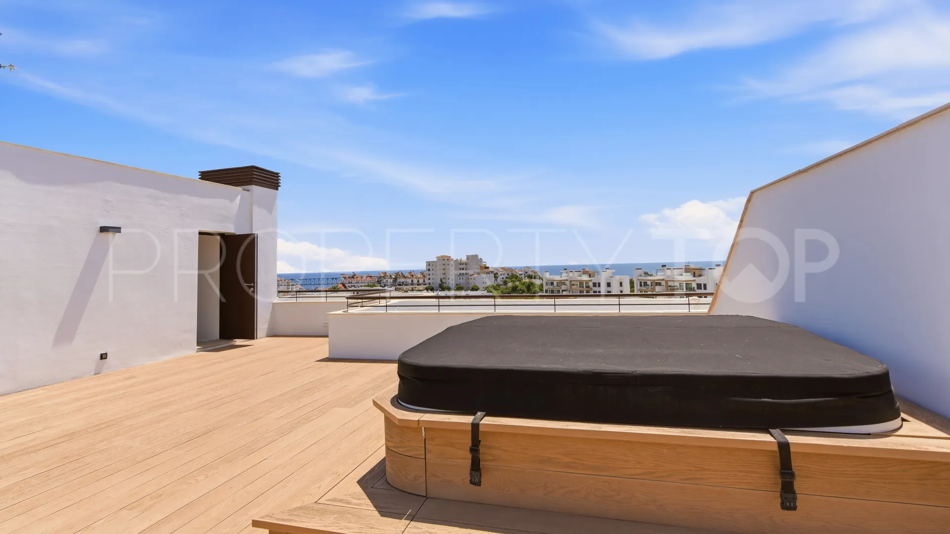 Buy penthouse in Las Mesas with 3 bedrooms
