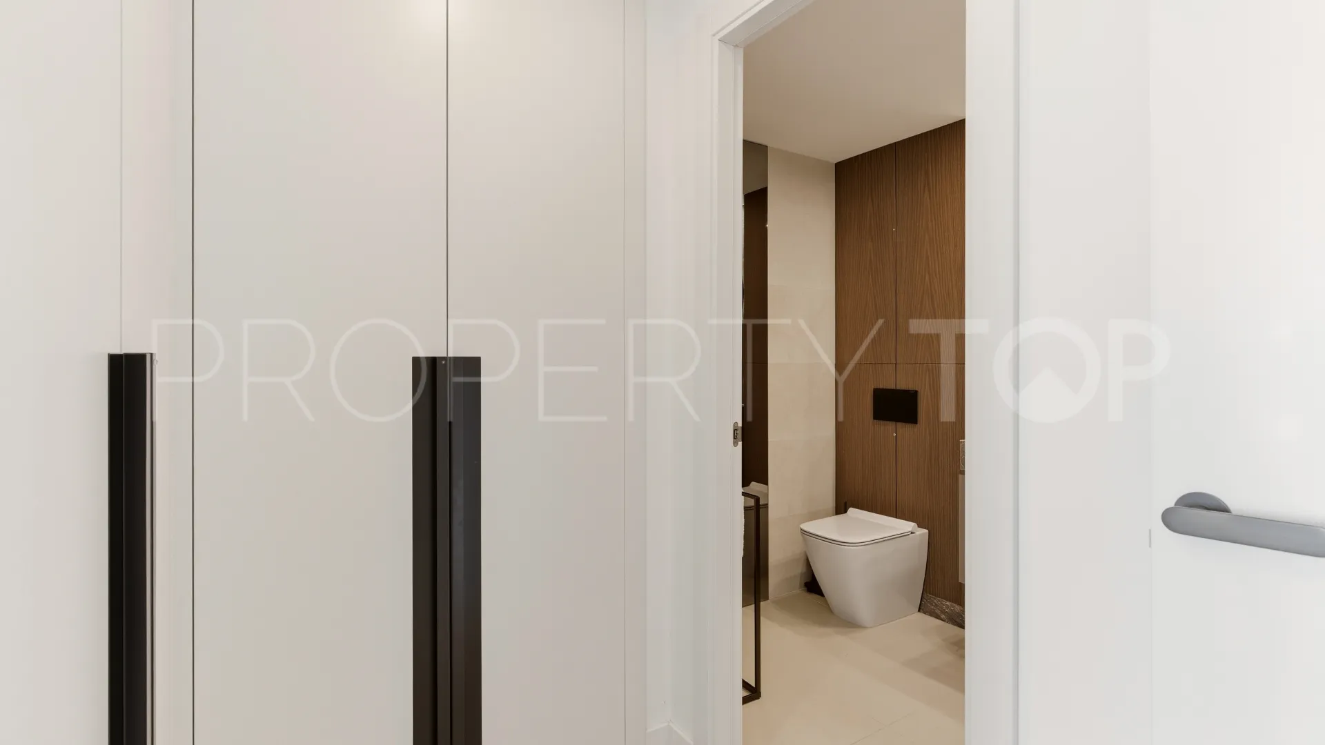 Buy penthouse in Las Mesas with 3 bedrooms