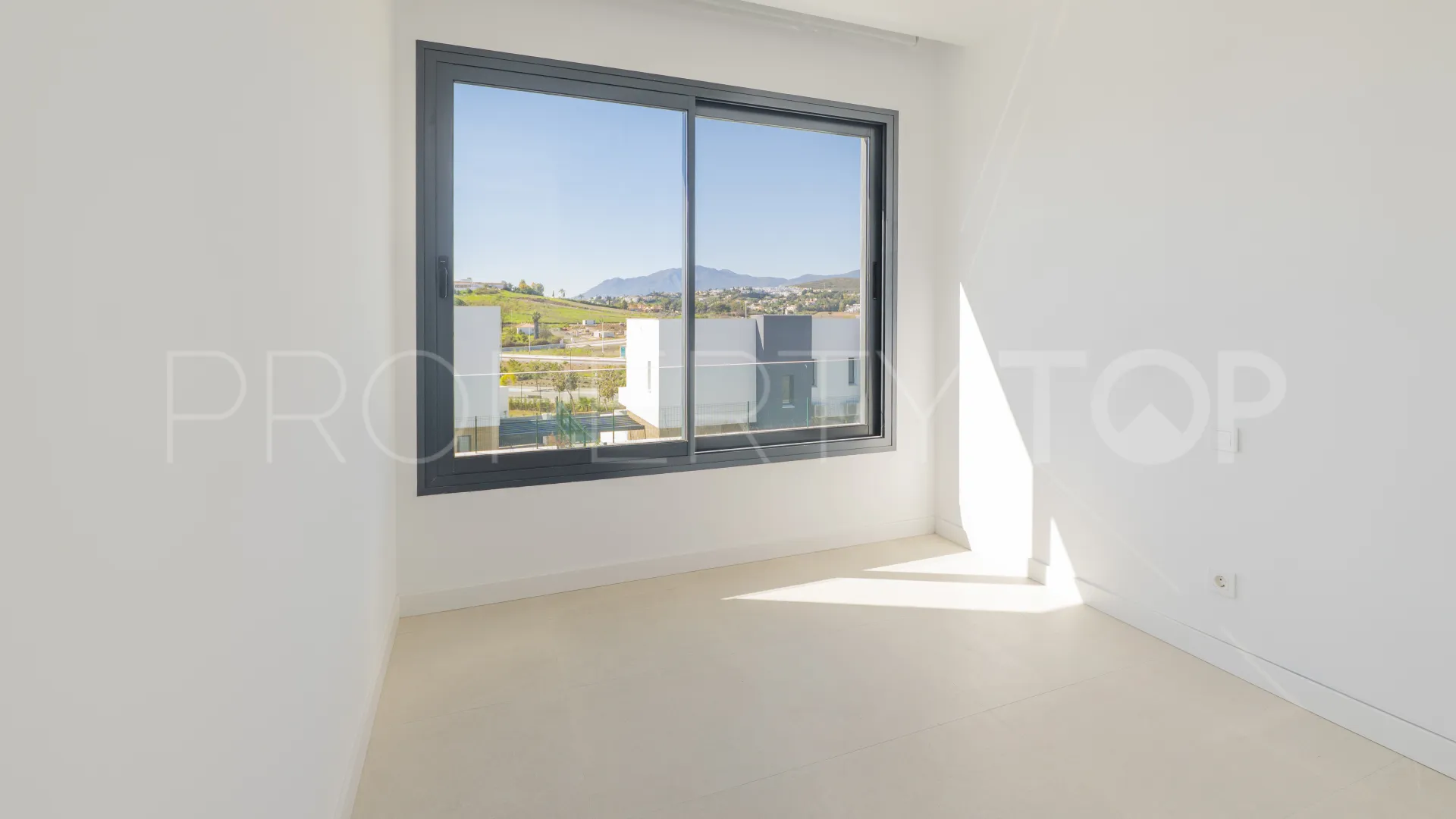 Villa pareada en venta en Atalaya