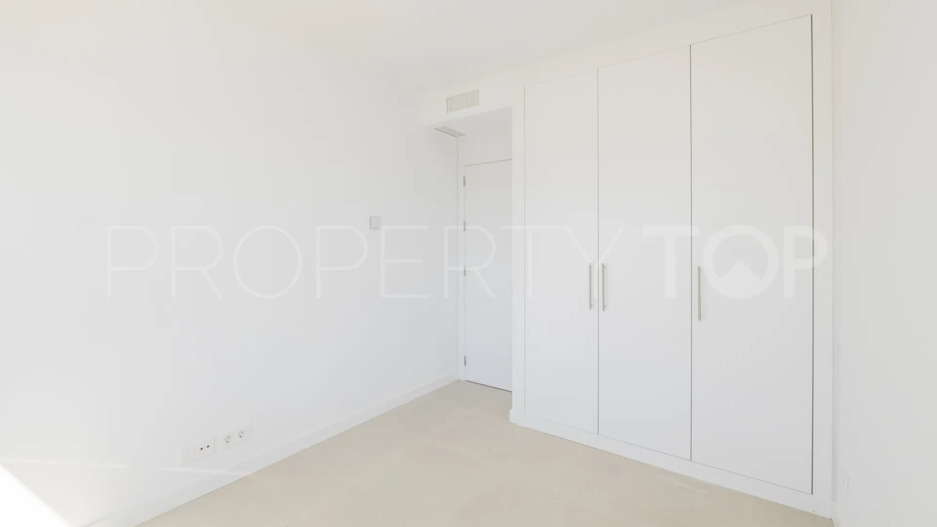 Villa pareada en venta en Atalaya