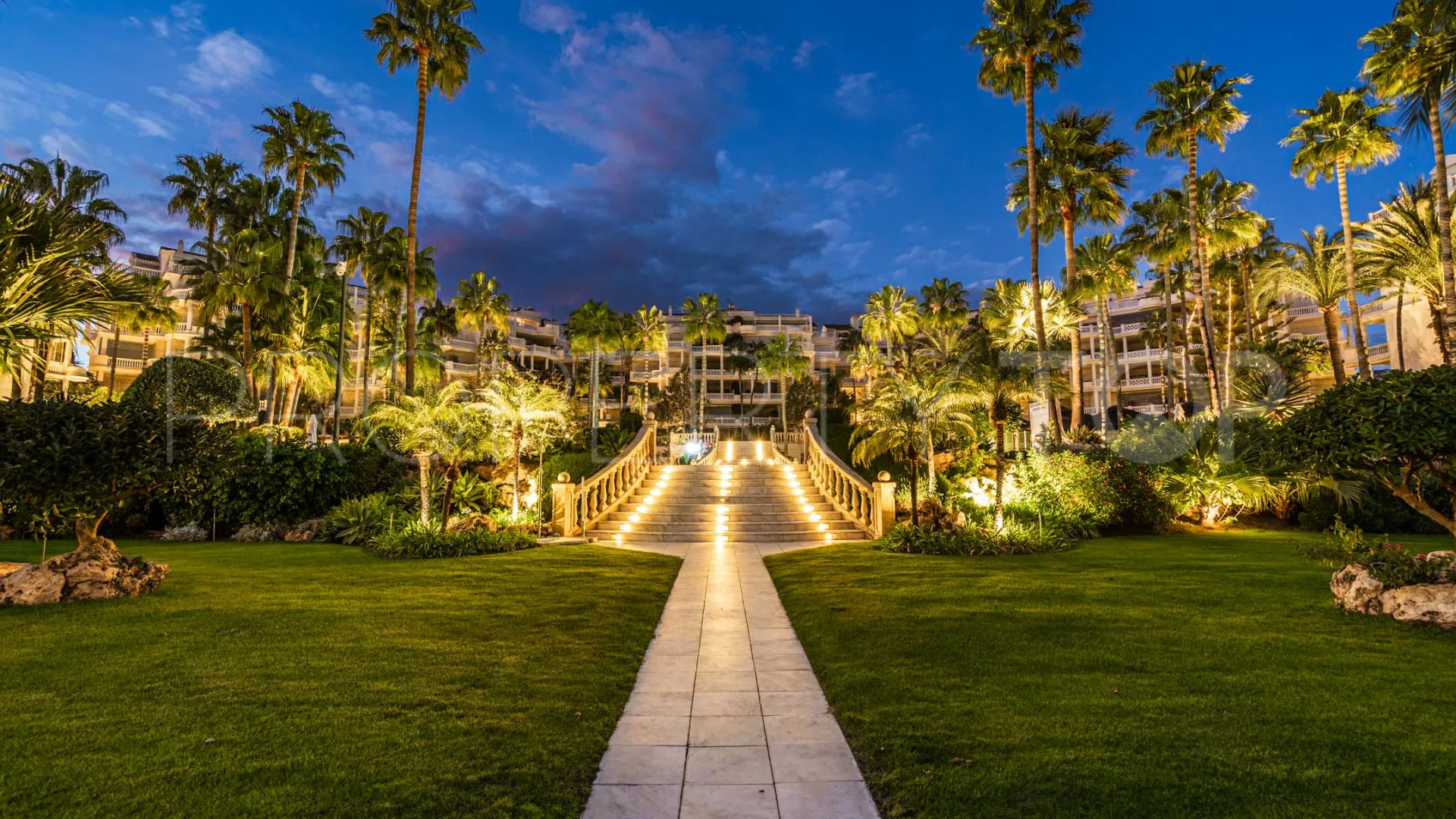 For sale 3 bedrooms apartment in Las Dunas Park