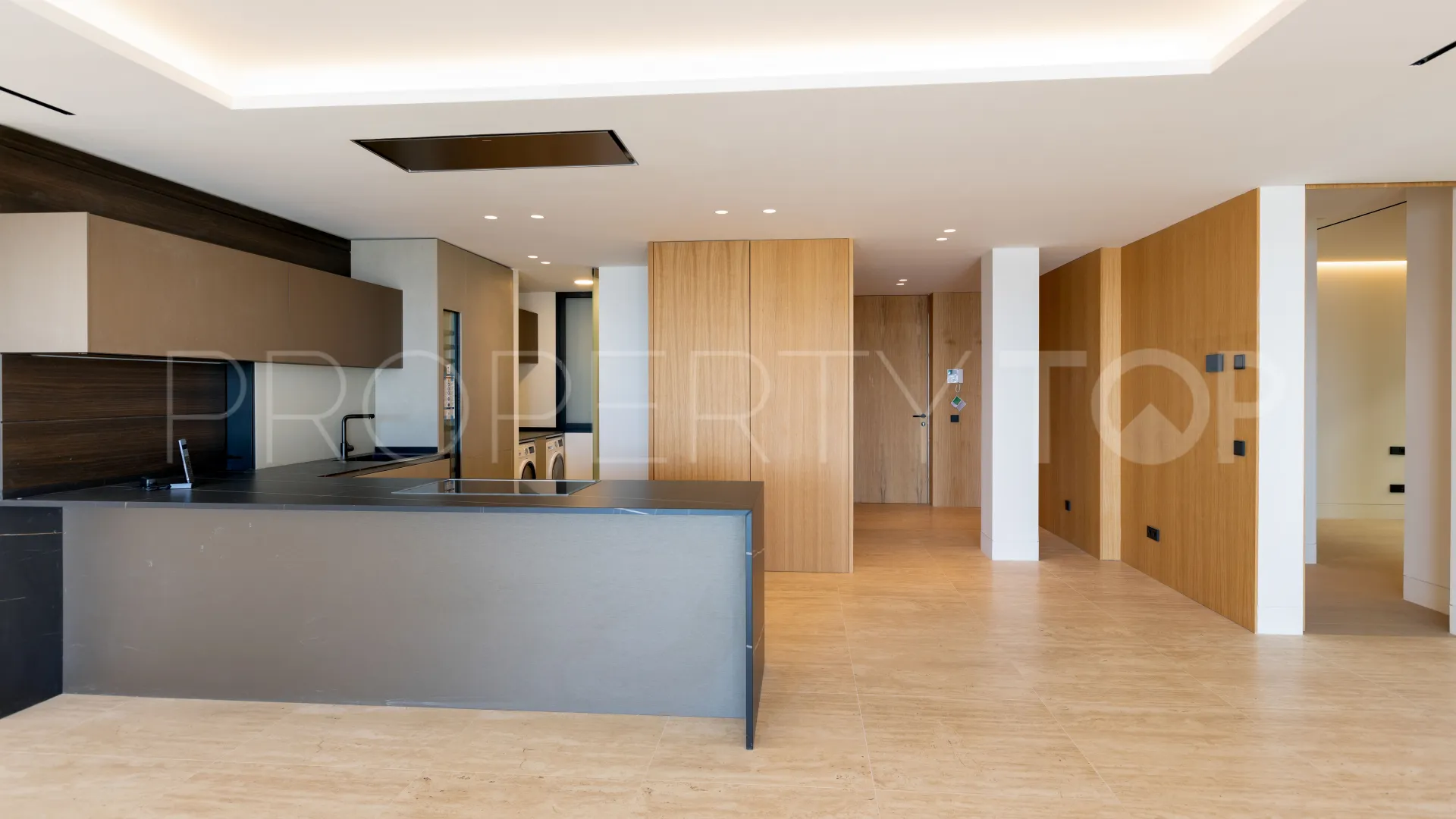 Estepona Puerto, apartamento en venta