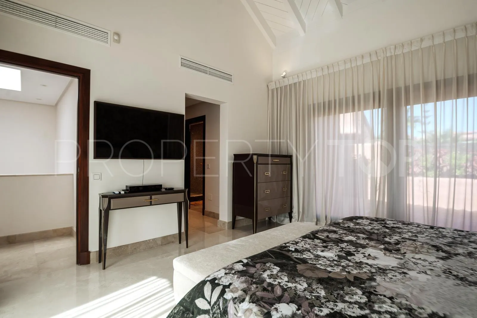 Atico duplex de 3 dormitorios a la venta en Torre Bermeja