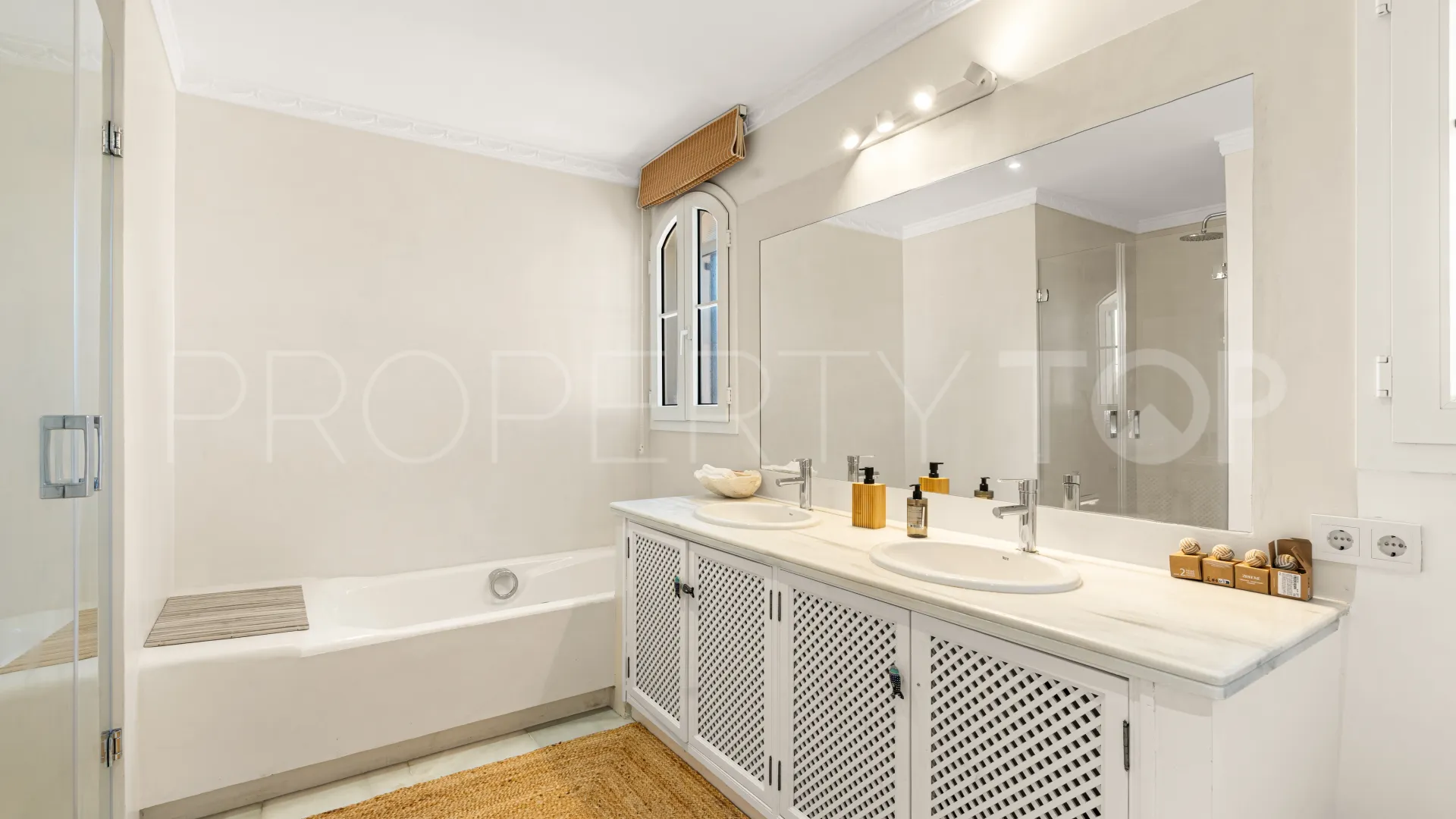 7 bedrooms house in Casasola for sale