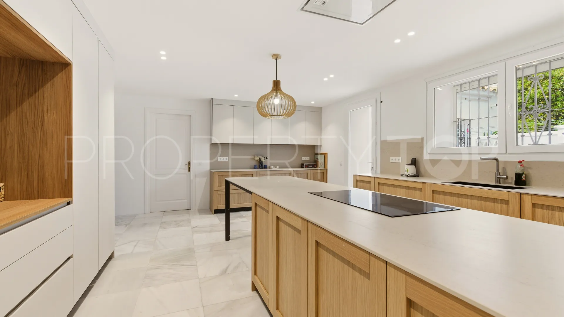 7 bedrooms house in Casasola for sale