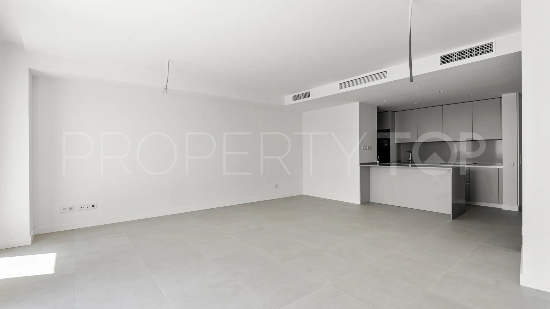 Apartamento con 2 dormitorios a la venta en Selwo