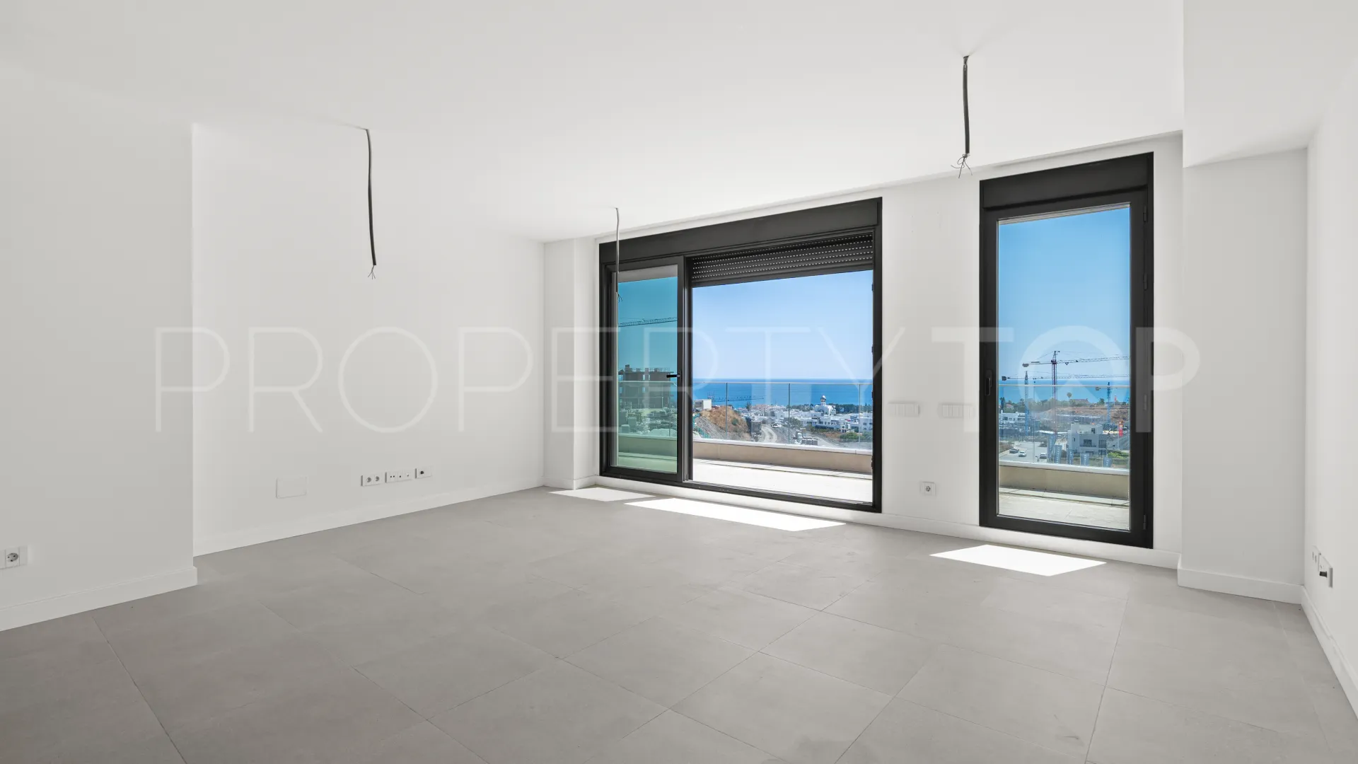 Apartamento con 2 dormitorios a la venta en Selwo