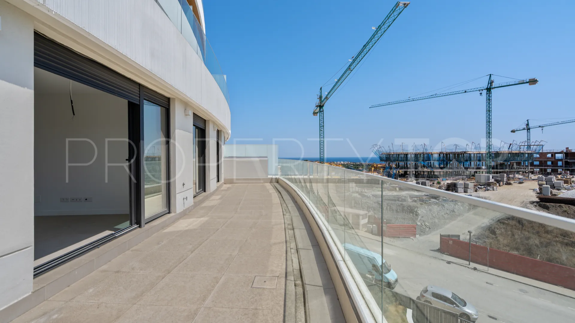 Apartamento con 2 dormitorios a la venta en Selwo