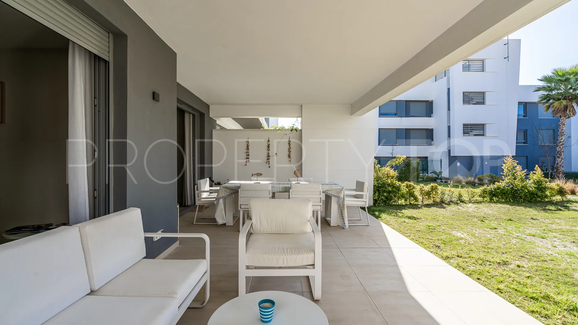 2 bedrooms Vanian Green Village ground floor apartment for sale