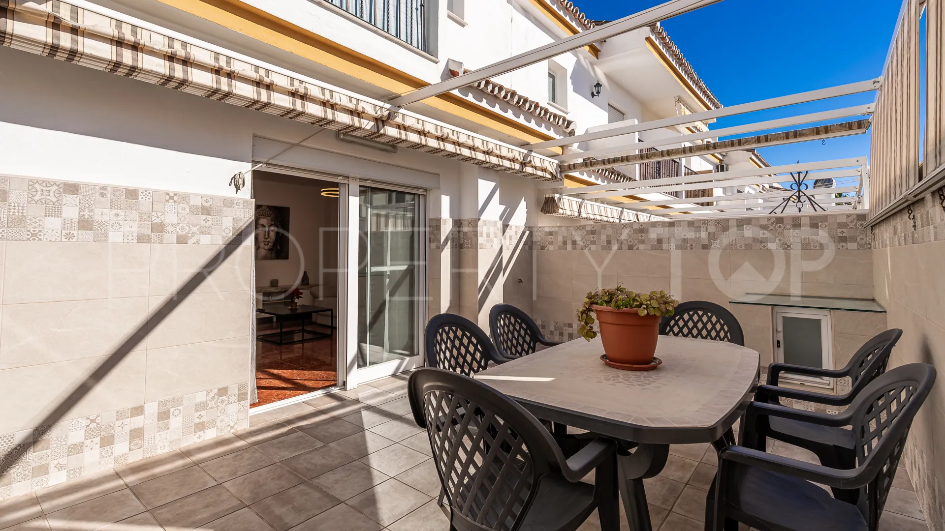 3 bedrooms town house for sale in Estepona