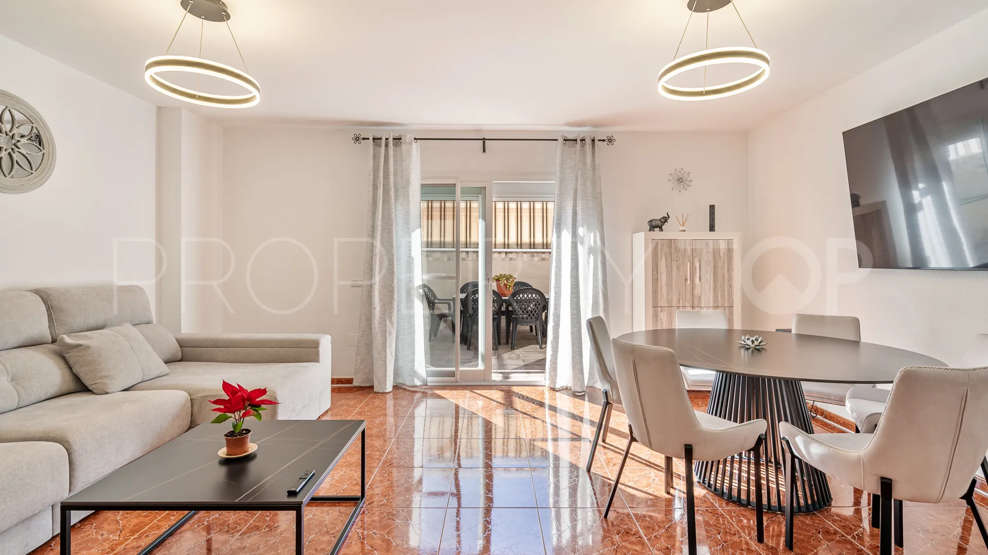 3 bedrooms town house for sale in Estepona