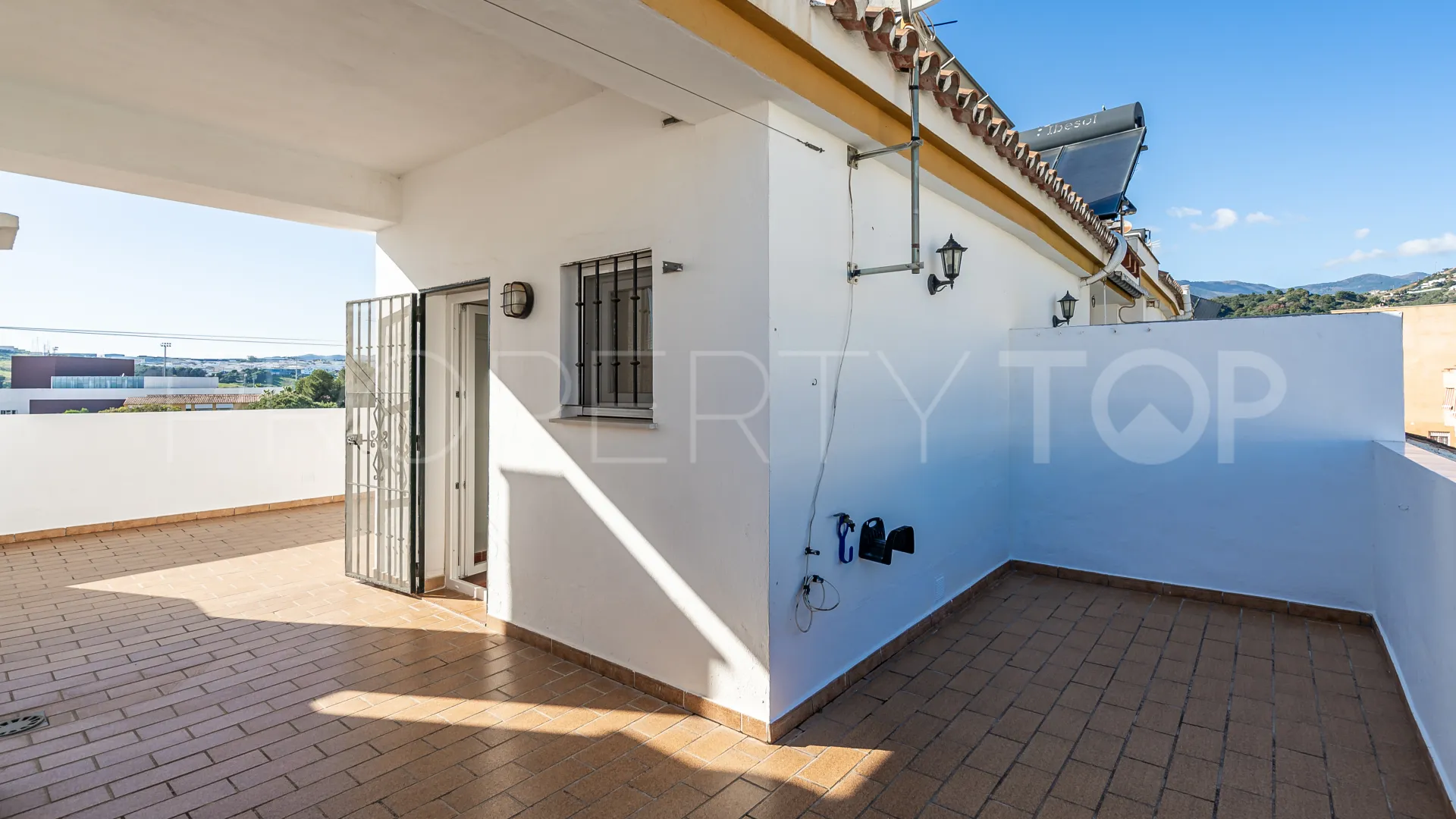 3 bedrooms town house for sale in Estepona