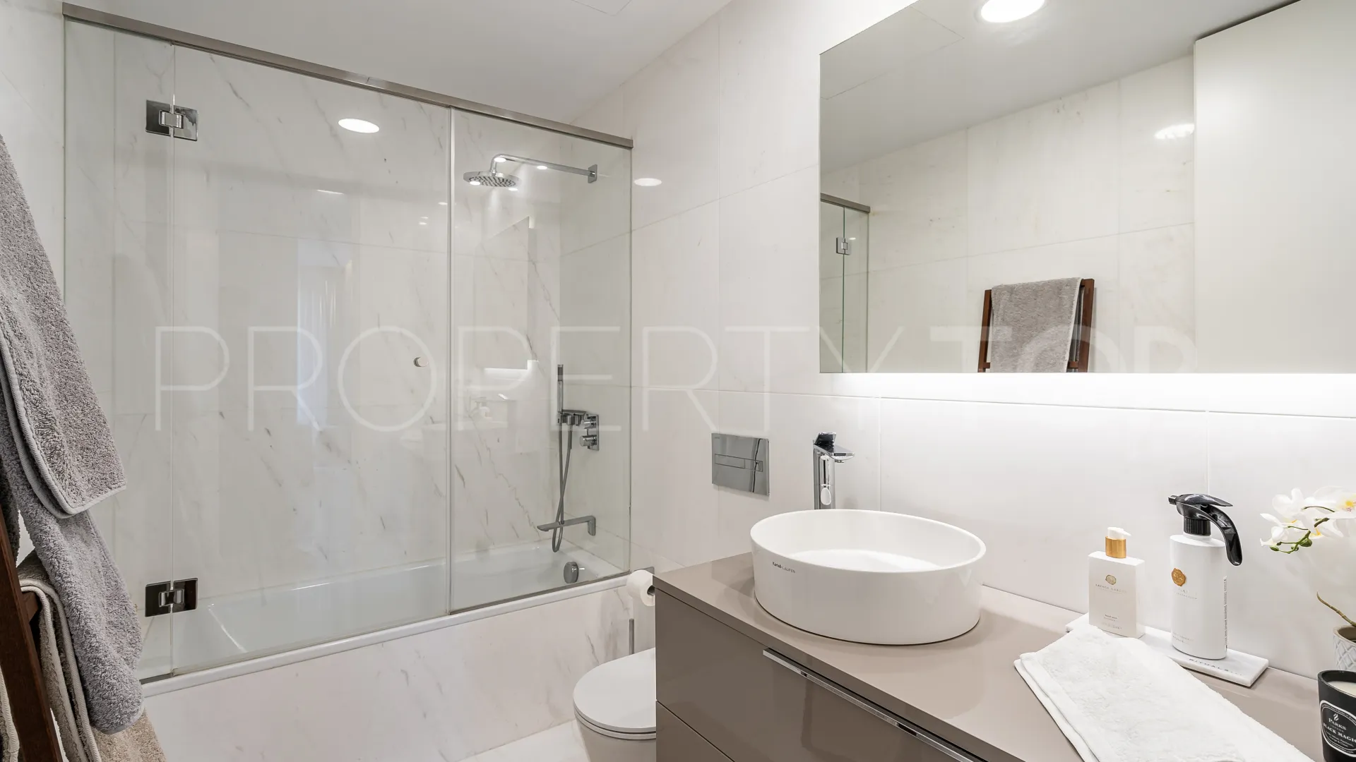 The Edge, apartamento planta baja en venta con 2 dormitorios