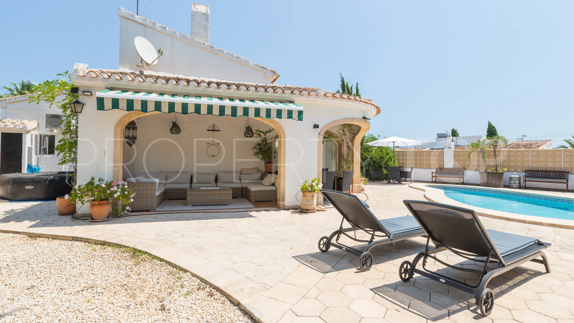Villa for sale in La Mandarina