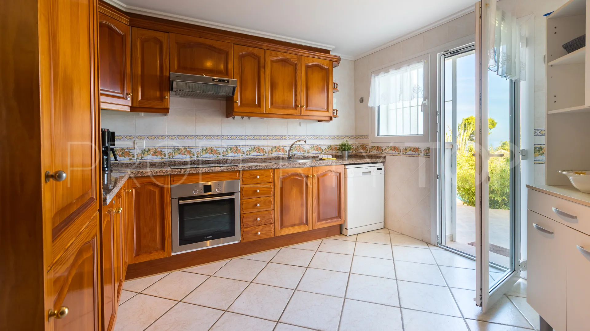 Villa de 3 dormitorios a la venta en Adsubia