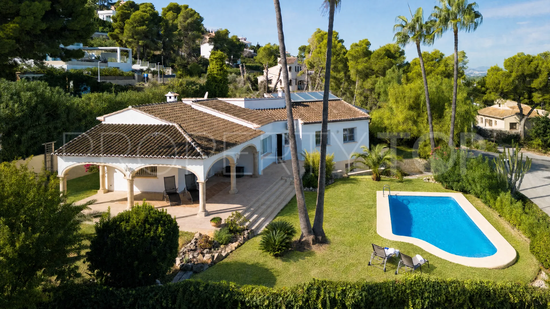 Villa de 3 dormitorios a la venta en Adsubia