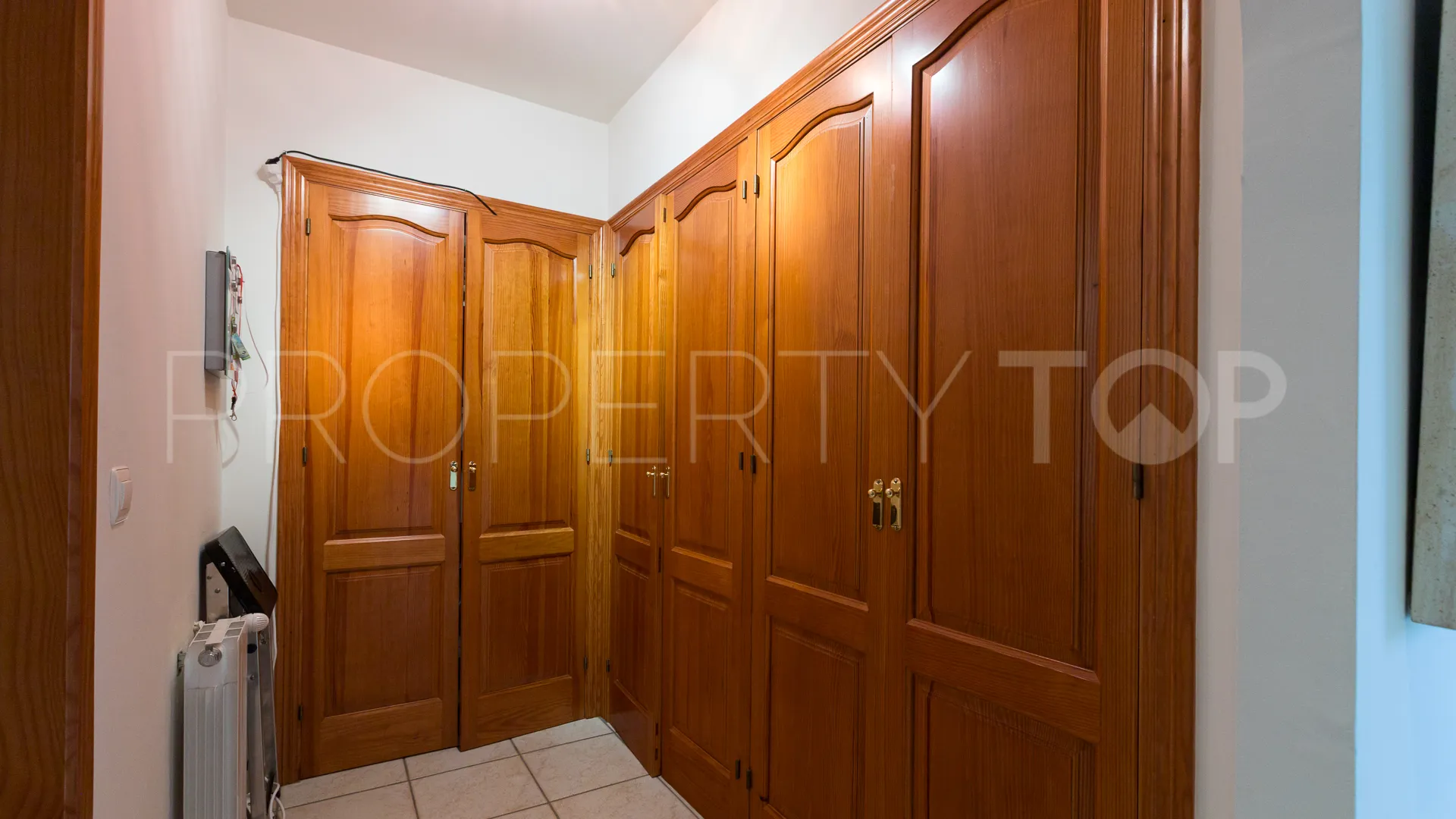 Villa de 3 dormitorios a la venta en Adsubia