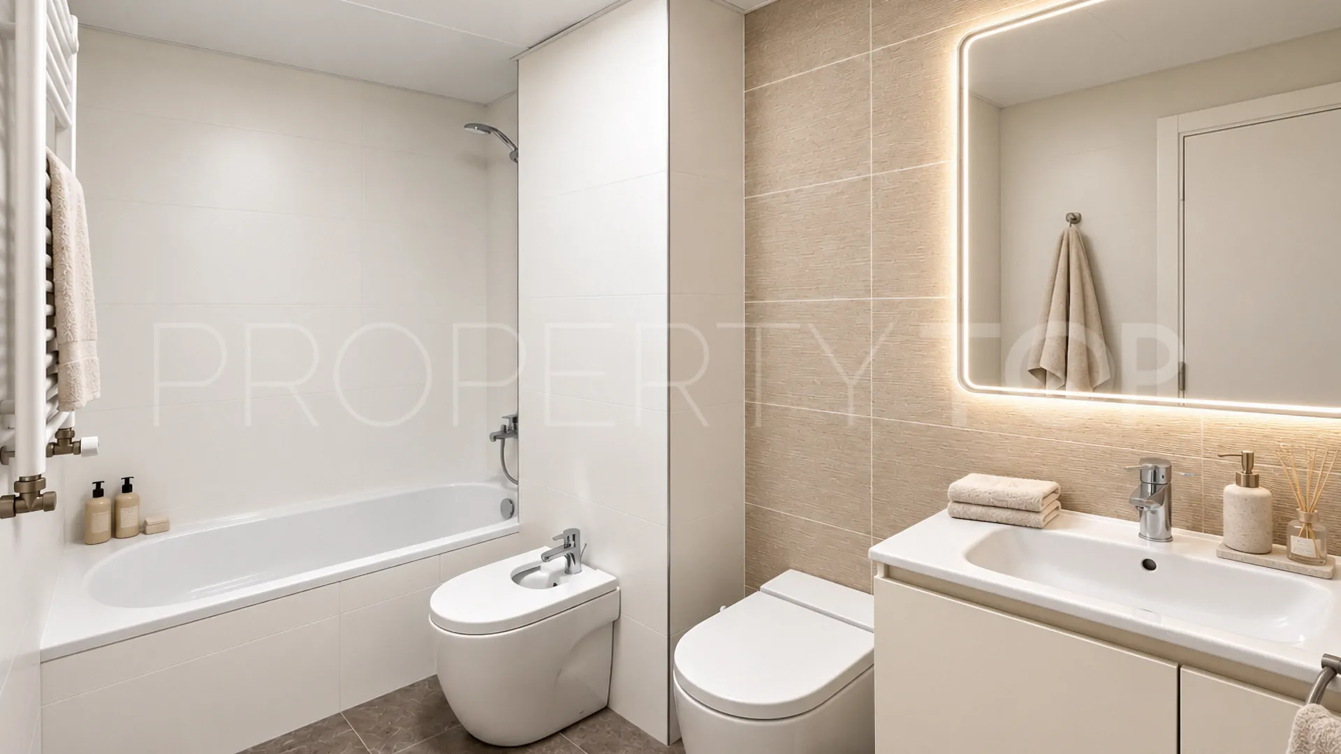 Valencia 4 bedrooms flat for sale