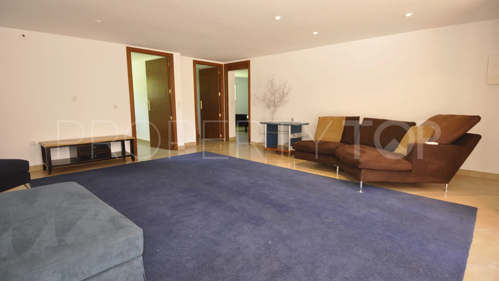 For sale Puerta Fenicia 5 bedrooms villa