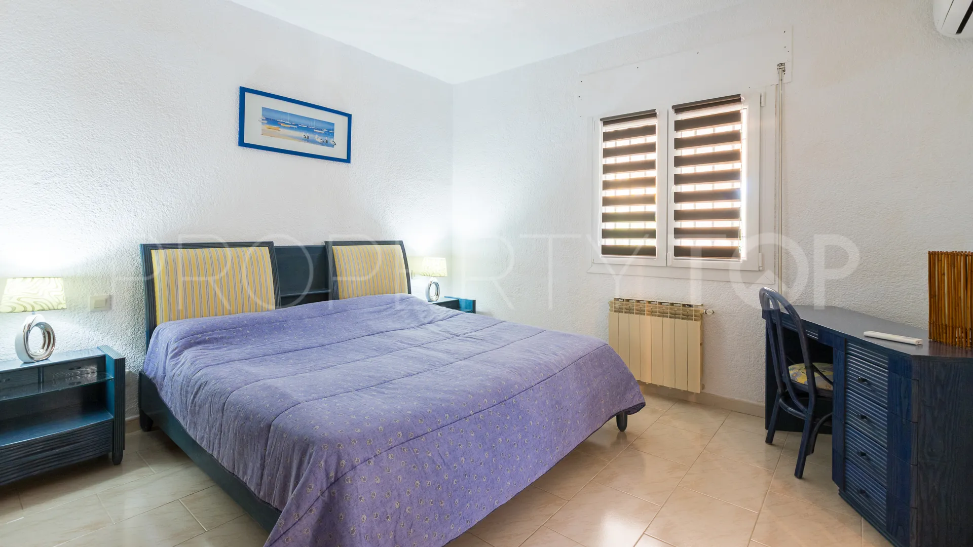 Buy villa in Pinosol with 3 bedrooms