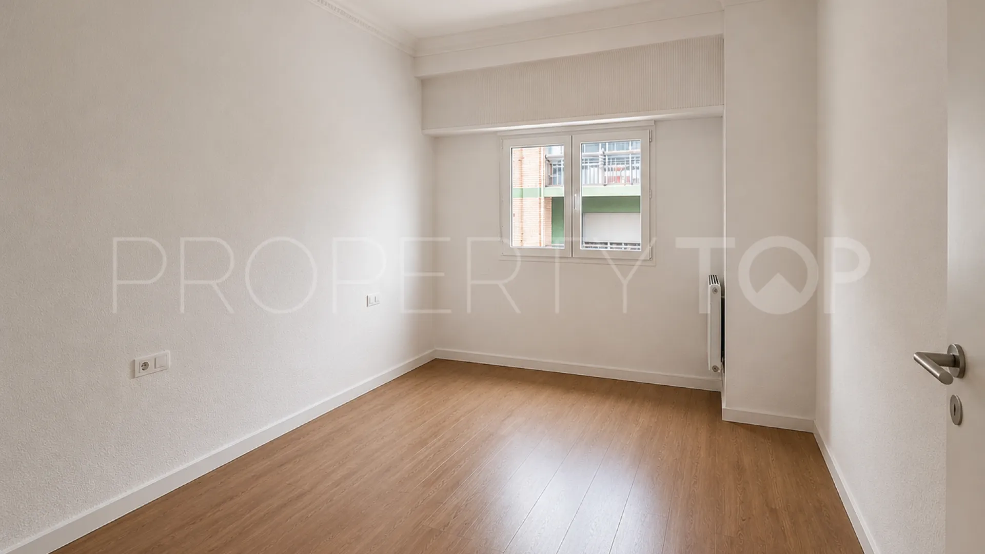 Apartamento en venta de 4 dormitorios en Camins al Grau
