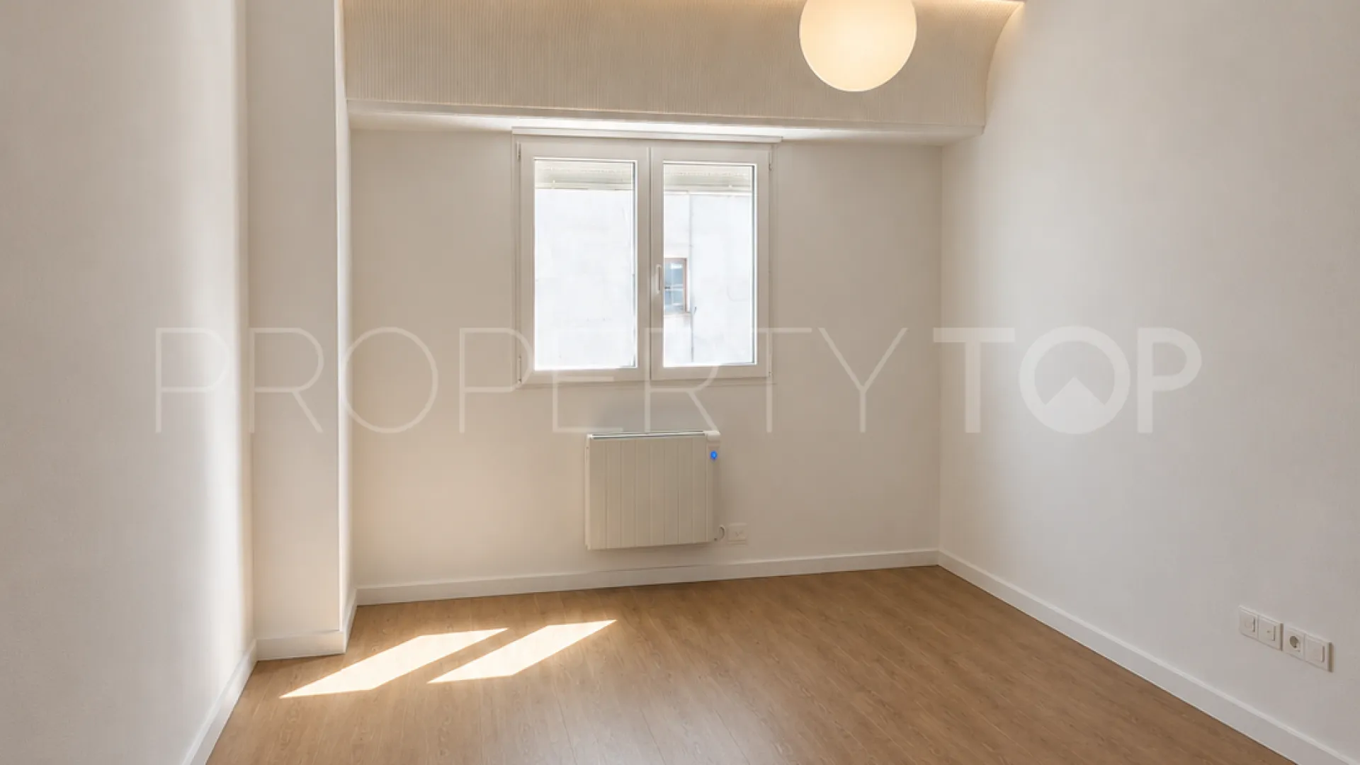 Apartamento en venta de 4 dormitorios en Camins al Grau