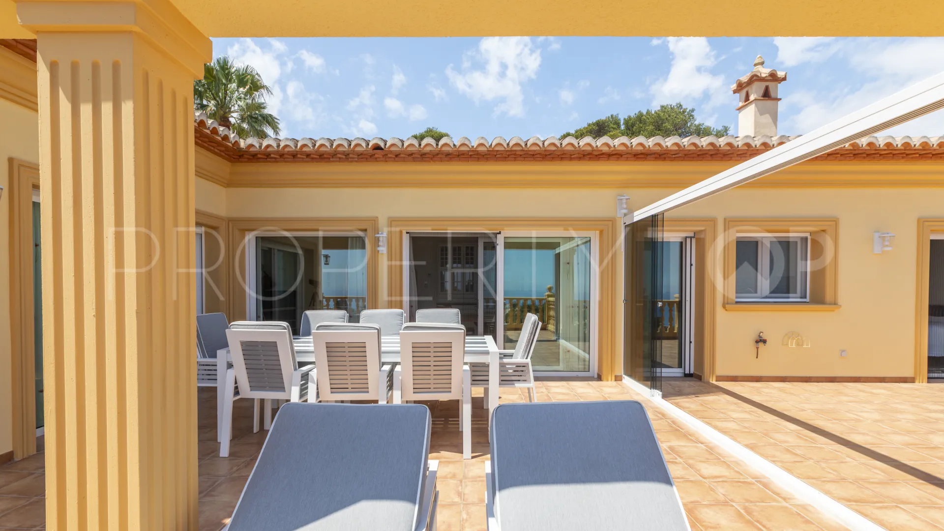 Villa a la venta en Balcon al Mar de 4 dormitorios