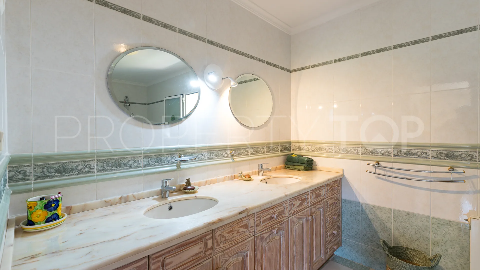 Se vende villa con 4 dormitorios en Portichol