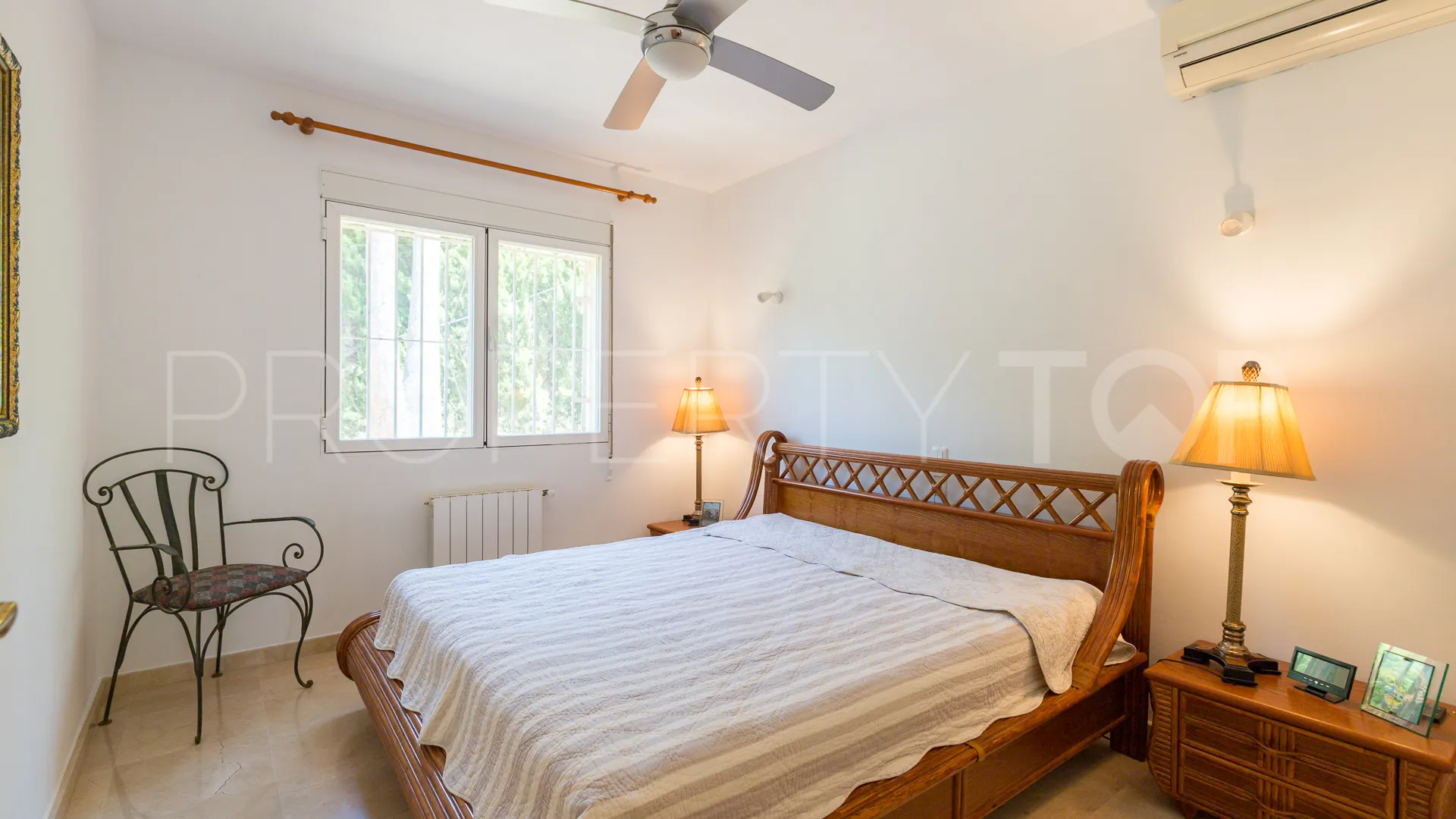 Se vende villa con 4 dormitorios en Portichol