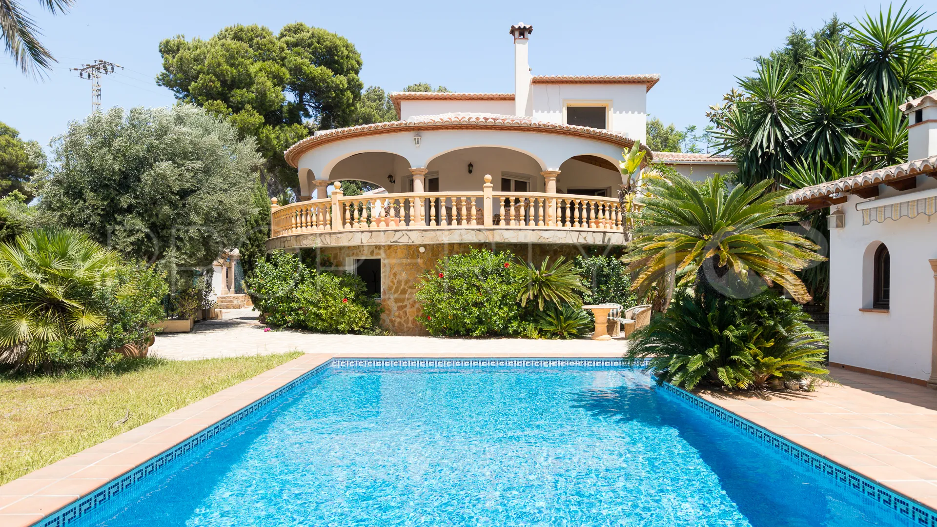 Se vende villa con 4 dormitorios en Portichol