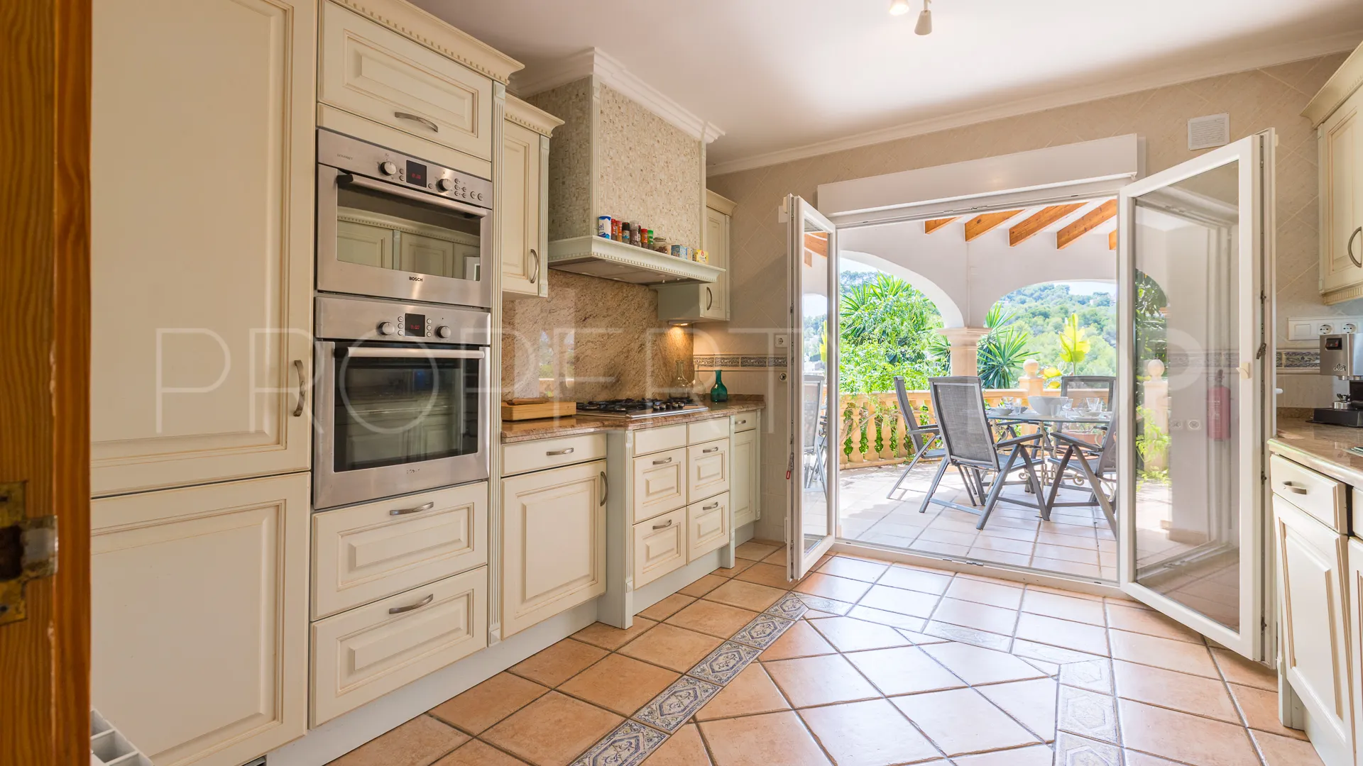 Se vende villa con 4 dormitorios en Portichol