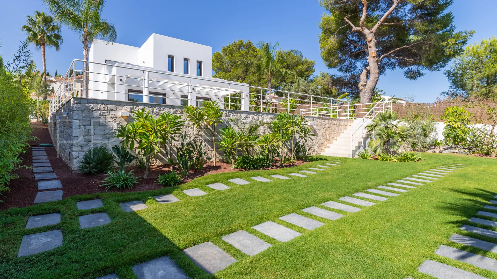 For sale villa in Covatelles with 4 bedrooms