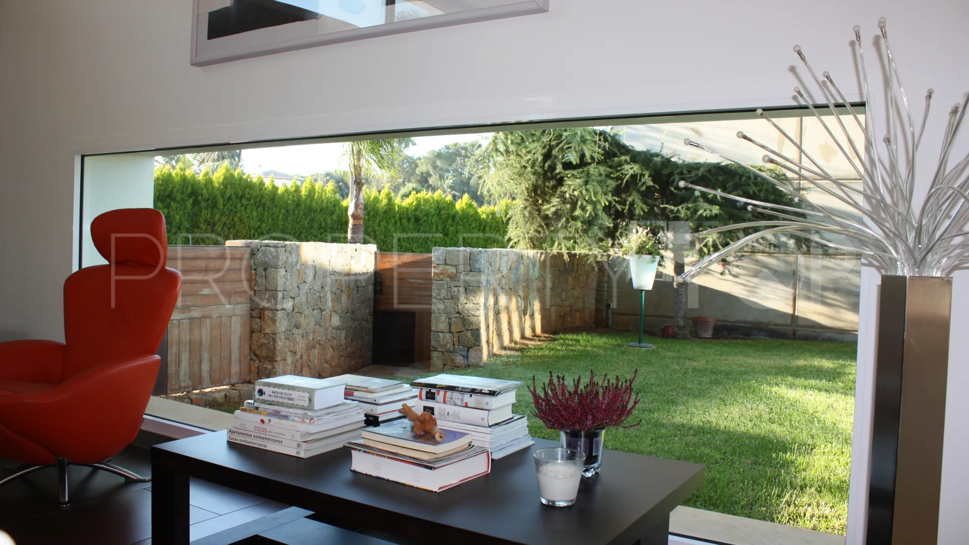 Villa a la venta con 3 dormitorios en Denia