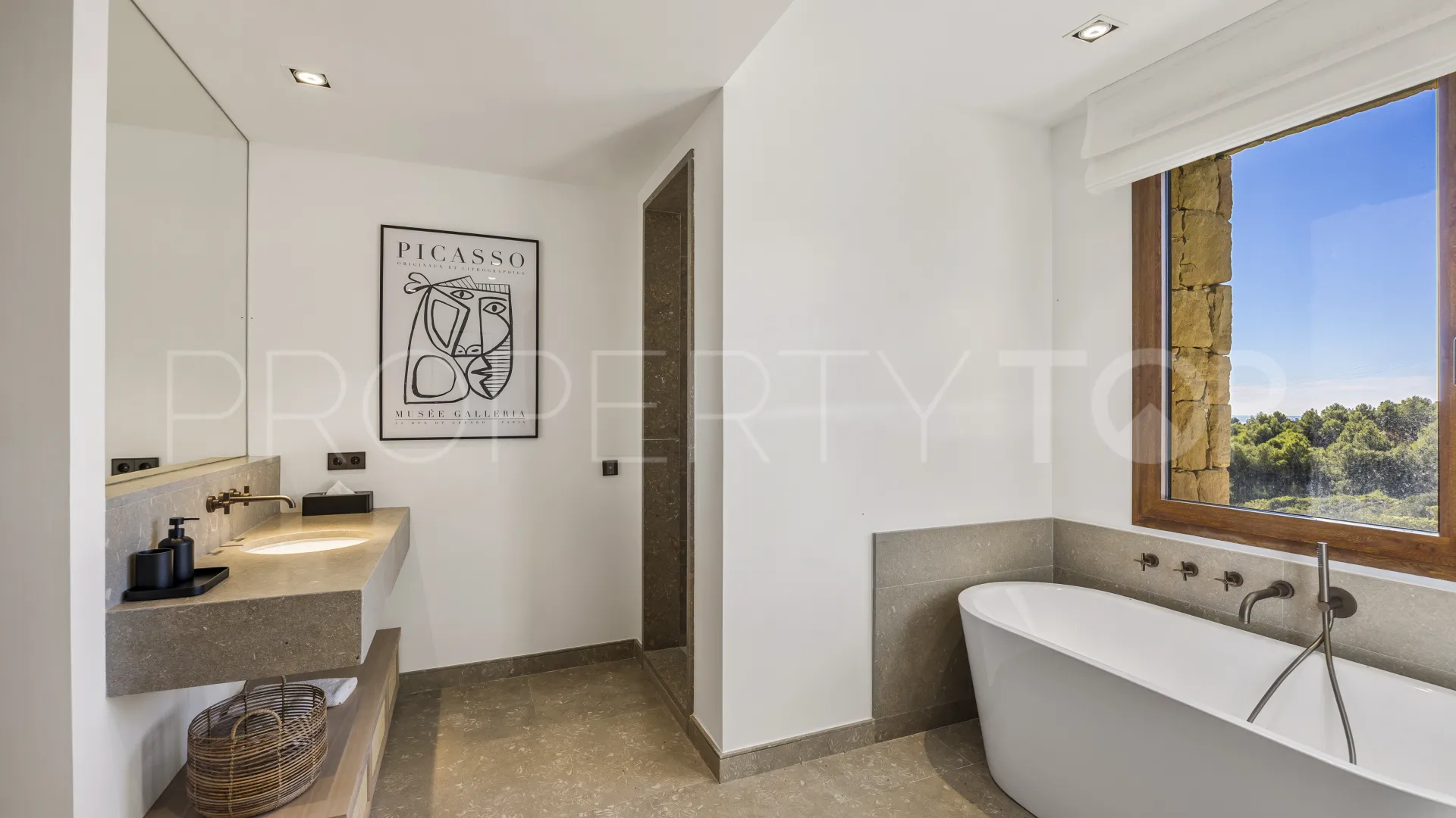 Apartment in Finca Cortesin for sale