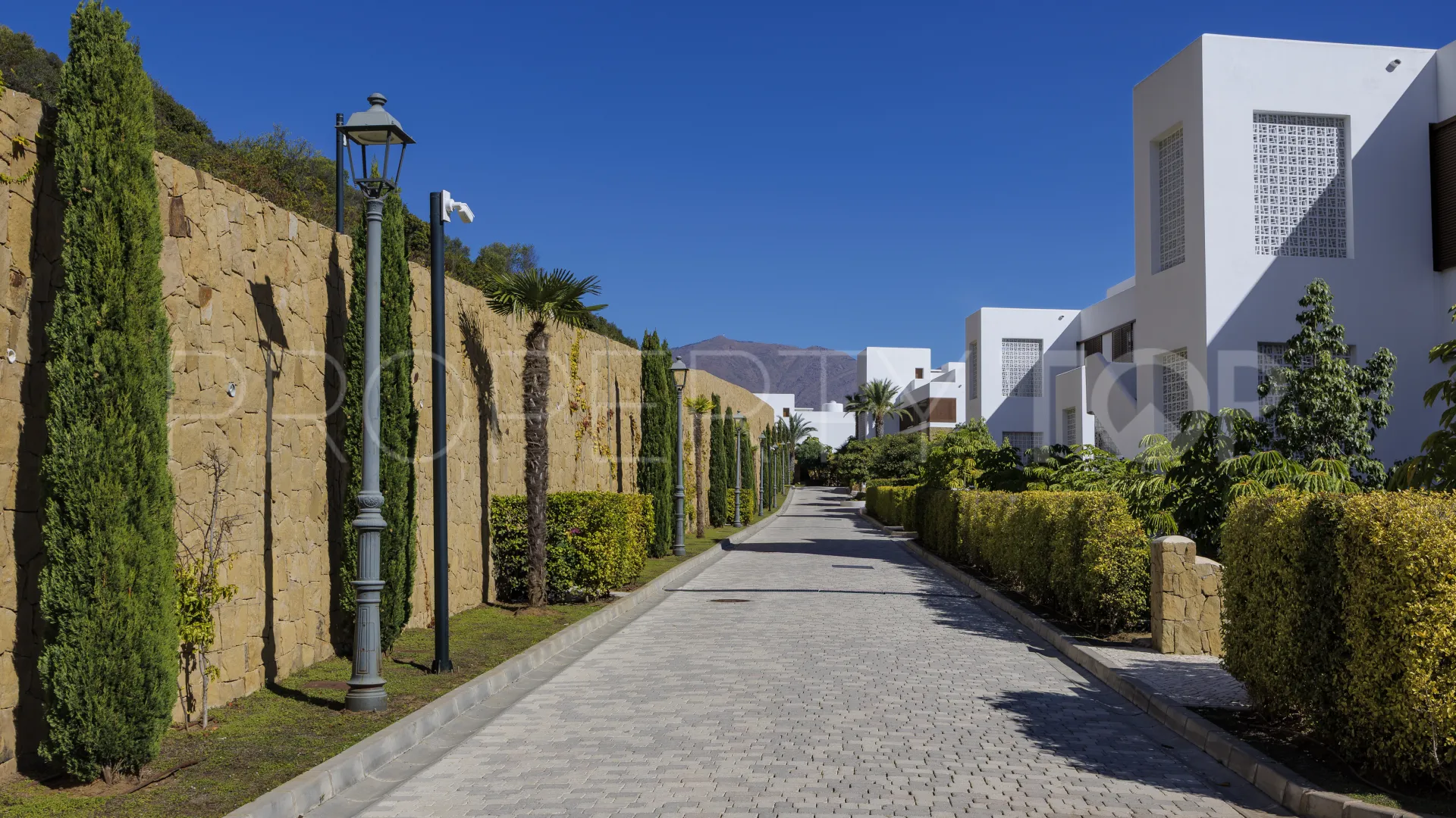 Apartment in Finca Cortesin for sale