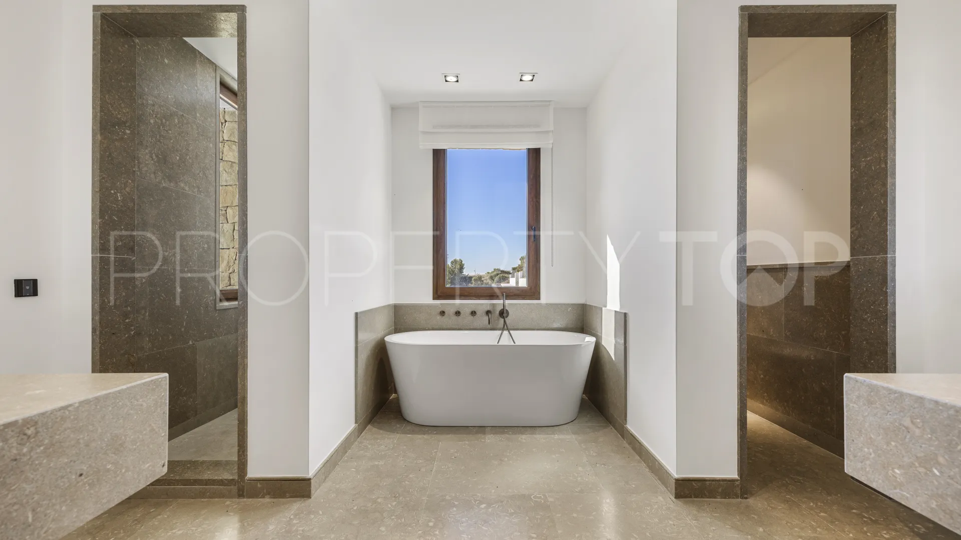 Apartment in Finca Cortesin for sale