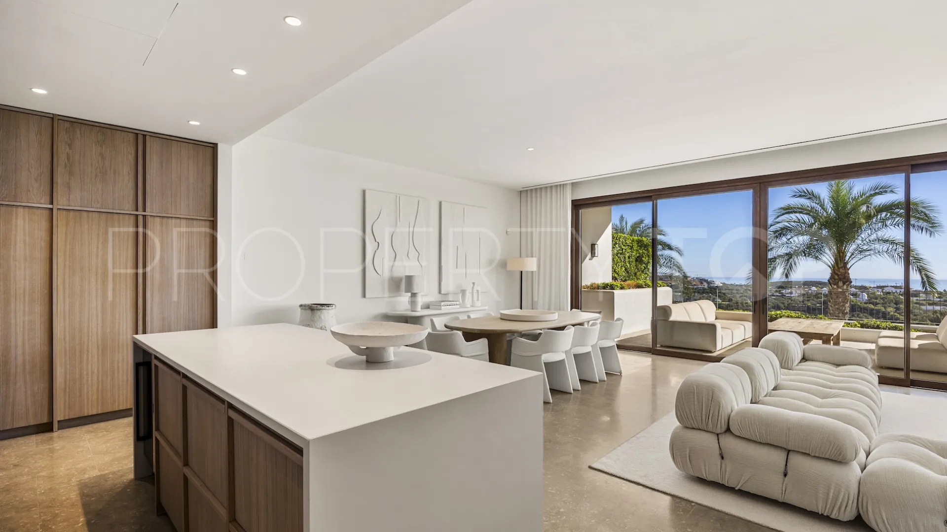 Apartment in Finca Cortesin for sale