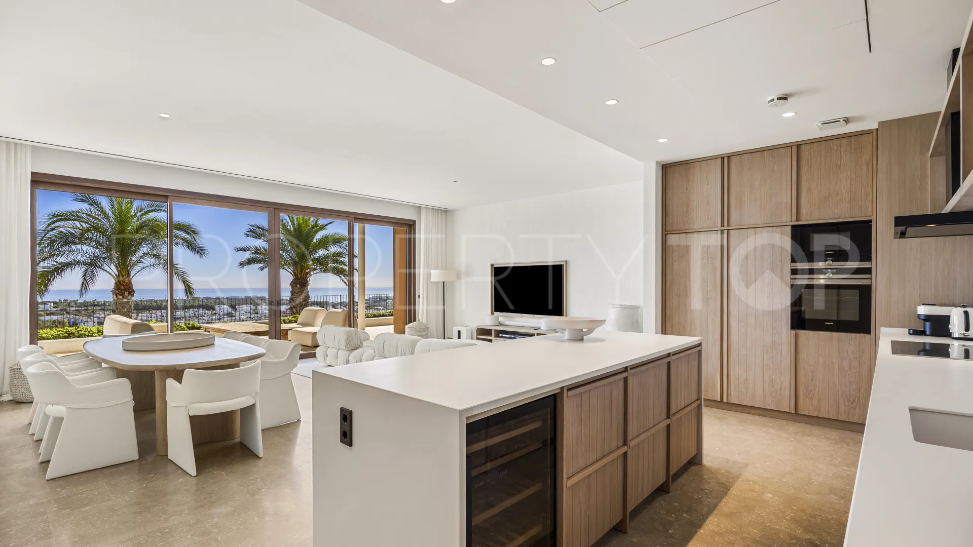 Apartment in Finca Cortesin for sale