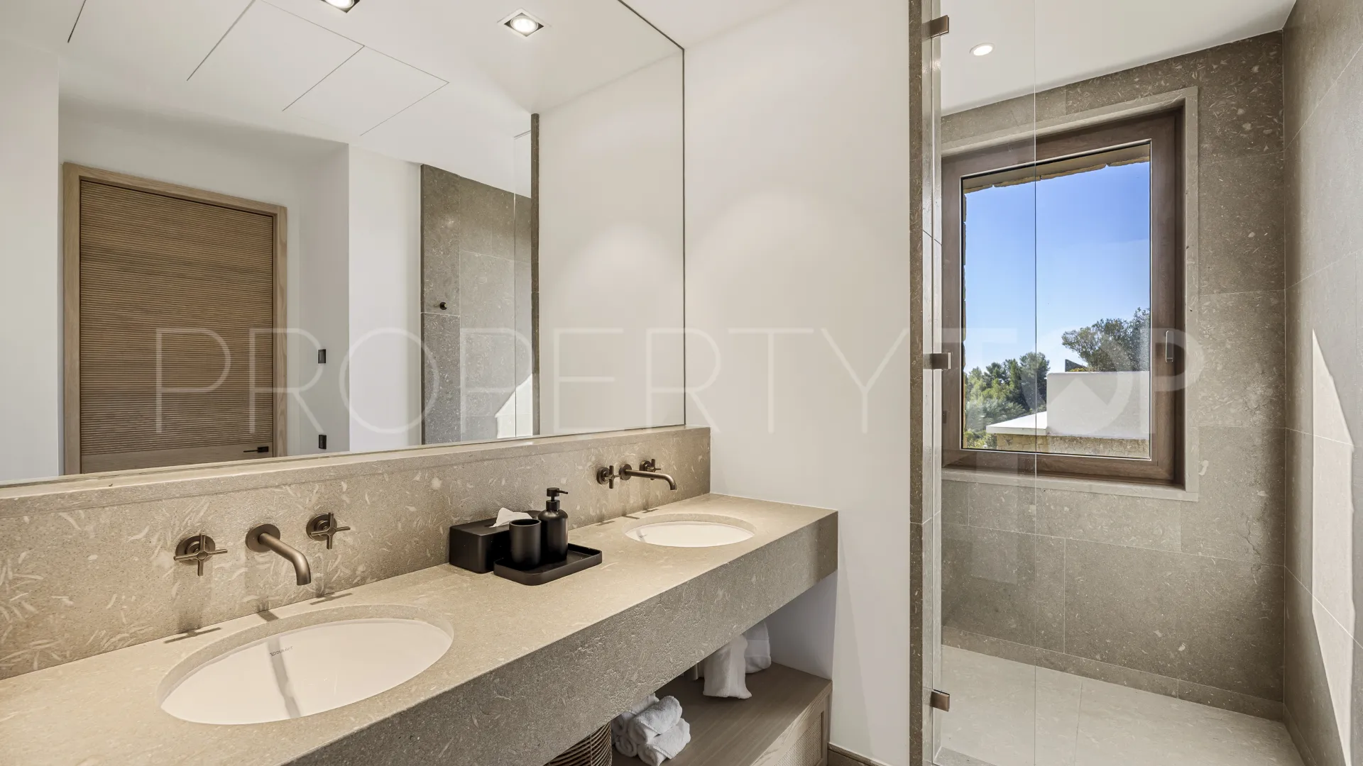 Apartment in Finca Cortesin for sale