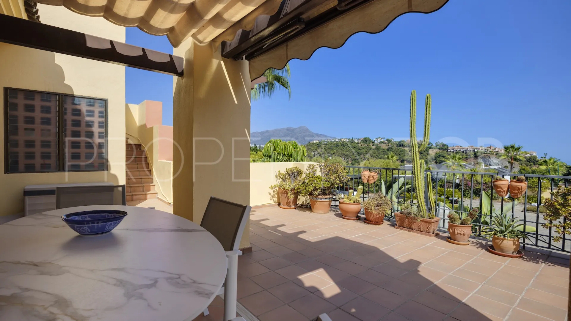 For sale 3 bedrooms penthouse in Los Arqueros